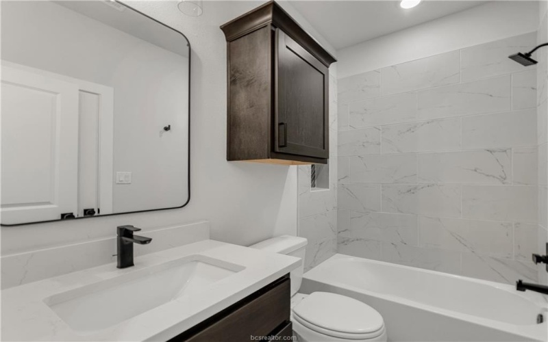 4071 Gunner Trail, College Station, TX 77845, 4 Habitaciones Habitaciones , ,5 BañosBaños,Residential,En Venta,4071 Gunner Trail,0,26000028