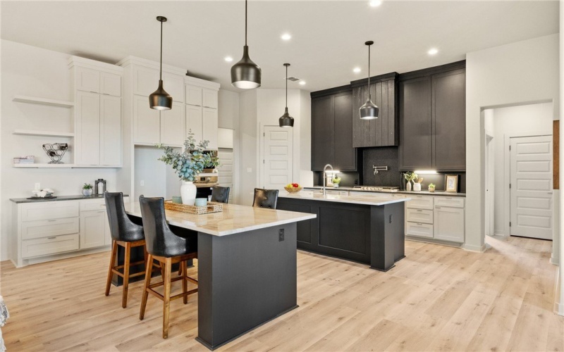 1526 Mariposa Ranch Drive, Corpus Christi, TX 78415, 4 Habitaciones Habitaciones , ,3 BañosBaños,Residential,En Venta,1526 Mariposa Ranch Drive,0,469351