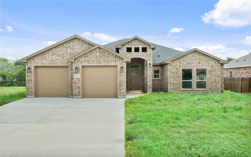 407 Main, Odem, TX 78370, 3 Habitaciones Habitaciones , ,2 BañosBaños,Residential,En Venta,407 Main,0,469357