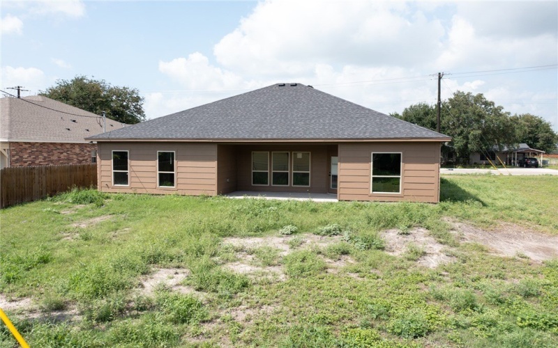 407 Main, Odem, TX 78370, 3 Habitaciones Habitaciones , ,2 BañosBaños,Residential,En Venta,407 Main,0,469357