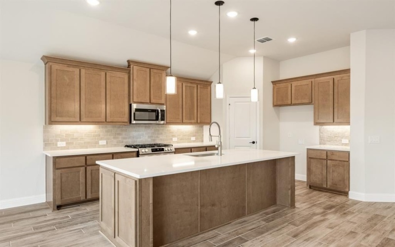 1002 Stonehaven Drive, Justin, TX 76247, 4 Bedrooms Bedrooms, ,3 BathroomsBathrooms,Residential,For Sale,1002 Stonehaven Drive,0,21129164