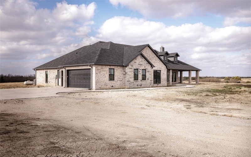 4112 County Road 1098, Celeste, TX 75423, 4 Habitaciones Habitaciones , ,3 BañosBaños,Residential,En Venta,4112 County Road 1098,0,21139481