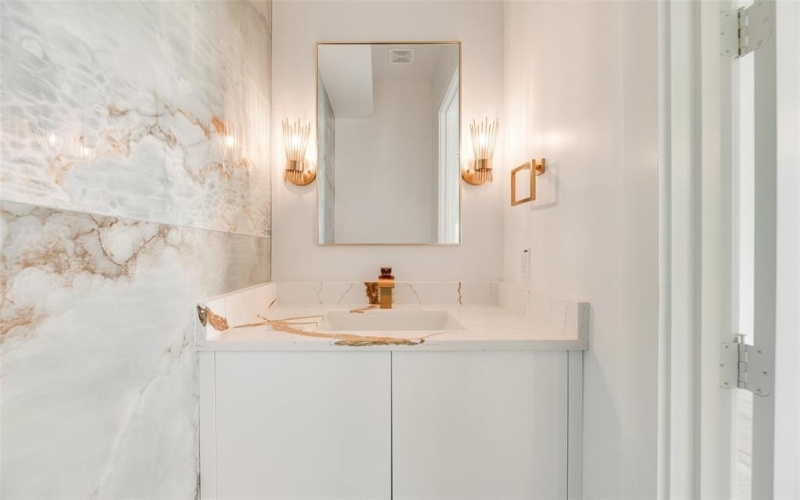 1121 Muncie Avenue, Dallas, TX 75212, 3 Habitaciones Habitaciones , ,3 BañosBaños,Residential,En Venta,1121 Muncie Avenue,0,21141632