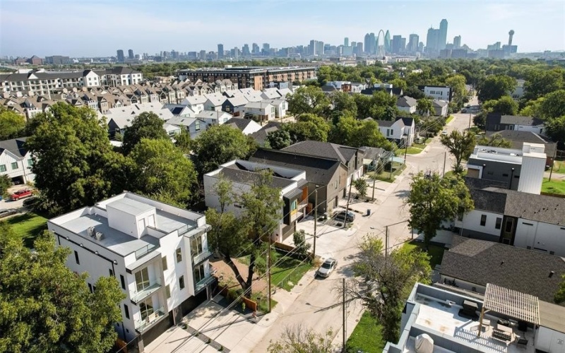 1121 Muncie Avenue, Dallas, TX 75212, 3 Habitaciones Habitaciones , ,3 BañosBaños,Residential,En Venta,1121 Muncie Avenue,0,21141632