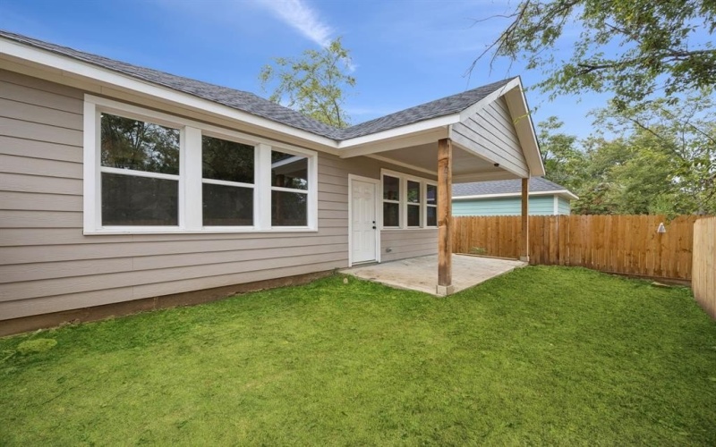 1116 E Pulaski Street, Fort Worth, TX 76104, 4 Bedrooms Bedrooms, ,2 BathroomsBathrooms,Residential,For Sale,1116 E Pulaski Street,0,21142258