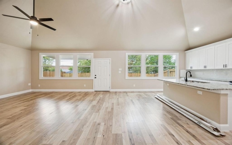 1116 E Pulaski Street, Fort Worth, TX 76104, 4 Bedrooms Bedrooms, ,2 BathroomsBathrooms,Residential,For Sale,1116 E Pulaski Street,0,21142258