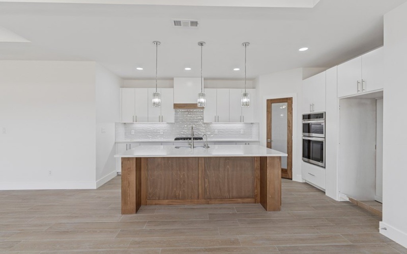 3603 Yorkshire, Odessa, TX 79765, 4 Bedrooms Bedrooms, ,3 BathroomsBathrooms,Residential,For Sale,3603 Yorkshire,0,50087687