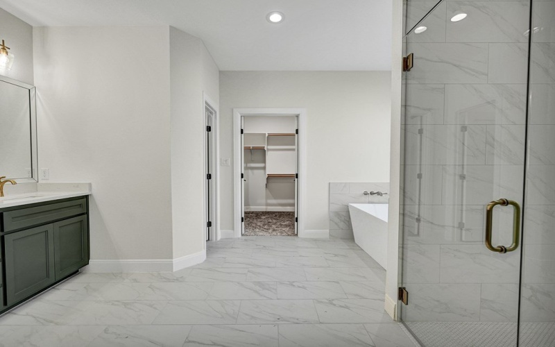 Odessa, TX 79765, 4 Habitaciones Habitaciones , ,3 BañosBaños,Residential,En Venta,0,165341