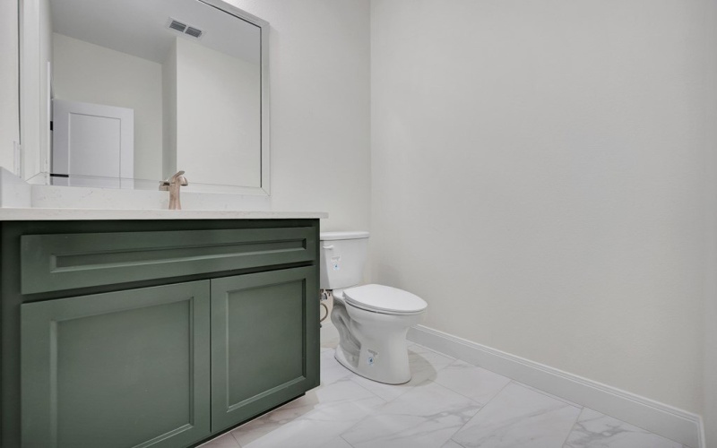 Odessa, TX 79765, 4 Habitaciones Habitaciones , ,3 BañosBaños,Residential,En Venta,0,165341