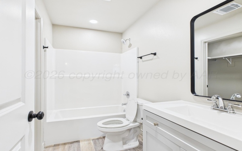 10524 Tierra Santa Drive, Amarillo, TX 79119, 10 Habitaciones Habitaciones , ,12 BañosBaños,Residential Multi Family,En Venta,10524 Tierra Santa Drive,0,26-36