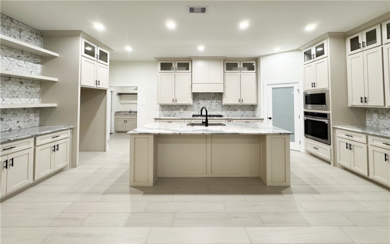 3901 Morteza, Corpus Christi, TX 78414, 4 Bedrooms Bedrooms, ,3 BathroomsBathrooms,Residential,For Sale,3901 Morteza,0,469358