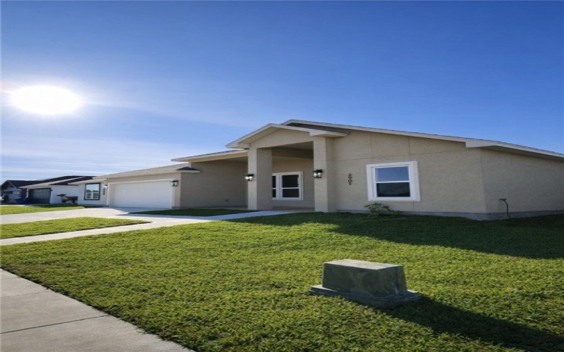 3901 Morteza, Corpus Christi, TX 78414, 4 Bedrooms Bedrooms, ,3 BathroomsBathrooms,Residential,For Sale,3901 Morteza,0,469358