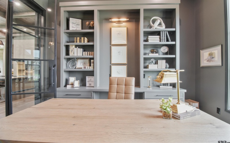 3312 Forest Court, Tyler, TX 75703, 4 Habitaciones Habitaciones , ,5 BañosBaños,Residential,En Venta,3312 Forest Court,0,26000117