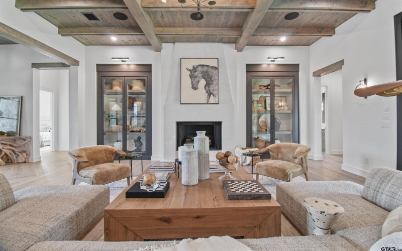 3312 Forest Court, Tyler, TX 75703, 4 Habitaciones Habitaciones , ,5 BañosBaños,Residential,En Venta,3312 Forest Court,0,26000117