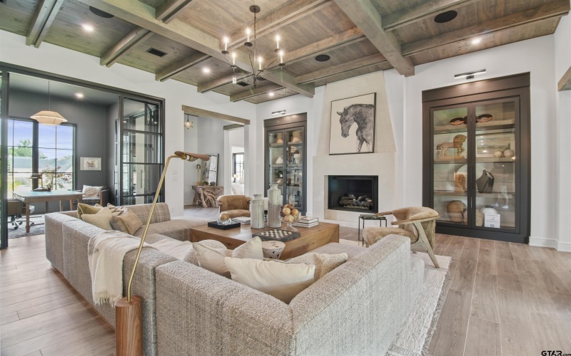 3312 Forest Court, Tyler, TX 75703, 4 Habitaciones Habitaciones , ,5 BañosBaños,Residential,En Venta,3312 Forest Court,0,26000117