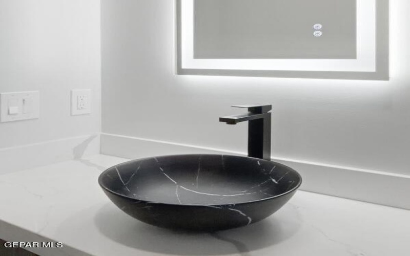 11341 ARDELLE Avenue, El Paso, TX 79936, 4 Habitaciones Habitaciones , ,5 BañosBaños,Residential,En Venta,11341 ARDELLE Avenue,0,935757