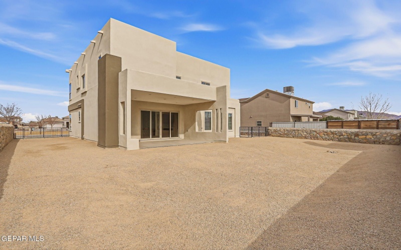 980 WILLOW RIVER Drive, El Paso, TX 79932, 4 Habitaciones Habitaciones , ,3 BañosBaños,Residential,En Venta,980 WILLOW RIVER Drive,0,935759