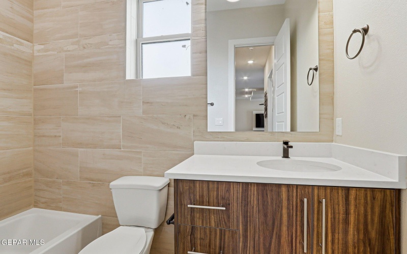 980 WILLOW RIVER Drive, El Paso, TX 79932, 4 Habitaciones Habitaciones , ,3 BañosBaños,Residential,En Venta,980 WILLOW RIVER Drive,0,935759