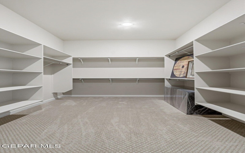 980 WILLOW RIVER Drive, El Paso, TX 79932, 4 Habitaciones Habitaciones , ,3 BañosBaños,Residential,En Venta,980 WILLOW RIVER Drive,0,935759