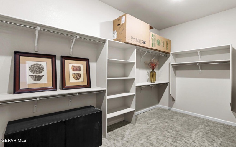 964 WILLOW RIVER Drive, El Paso, TX 79932, 4 Habitaciones Habitaciones , ,3 BañosBaños,Residential,En Venta,964 WILLOW RIVER Drive,0,935760