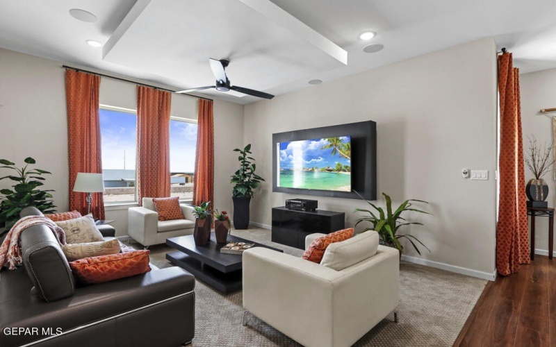 964 WILLOW RIVER Drive, El Paso, TX 79932, 4 Habitaciones Habitaciones , ,3 BañosBaños,Residential,En Venta,964 WILLOW RIVER Drive,0,935760