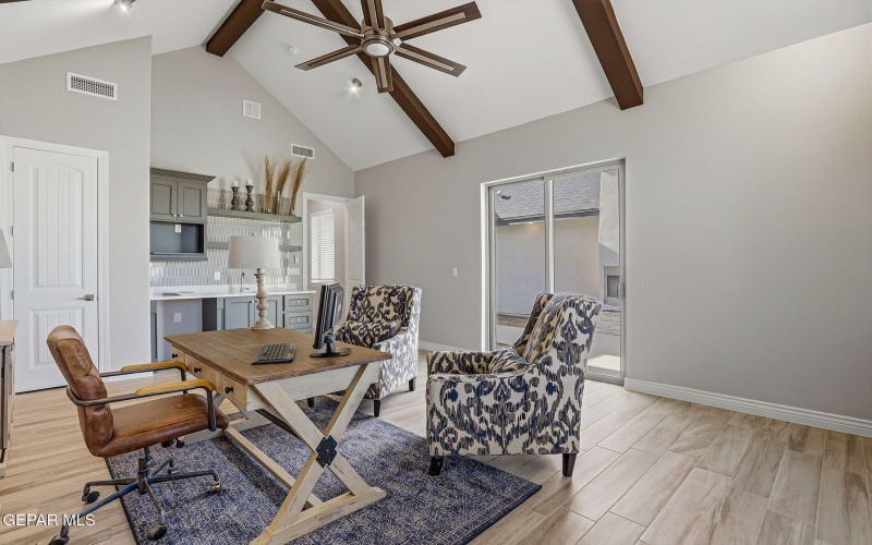 980 PECOS RIVER Drive, El Paso, TX 79932, 4 Habitaciones Habitaciones , ,2 BañosBaños,Residential,En Venta,980 PECOS RIVER Drive,0,935761