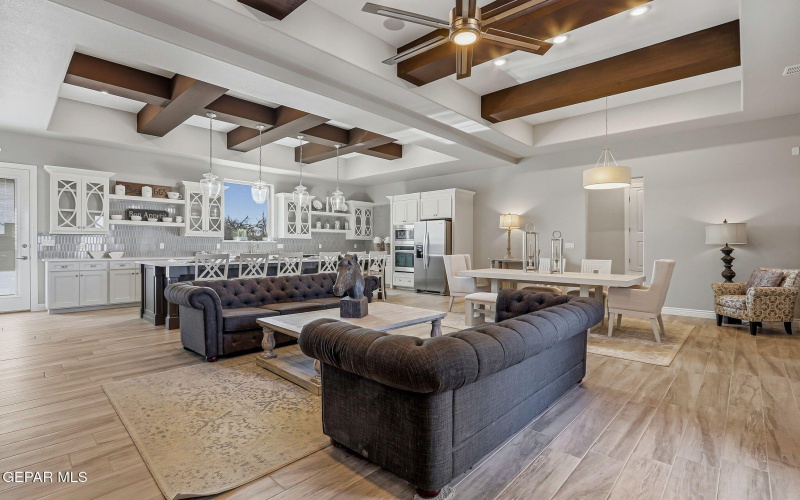 980 PECOS RIVER Drive, El Paso, TX 79932, 4 Habitaciones Habitaciones , ,2 BañosBaños,Residential,En Venta,980 PECOS RIVER Drive,0,935761