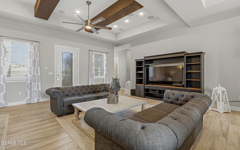 980 PECOS RIVER Drive, El Paso, TX 79932, 4 Habitaciones Habitaciones , ,2 BañosBaños,Residential,En Venta,980 PECOS RIVER Drive,0,935761