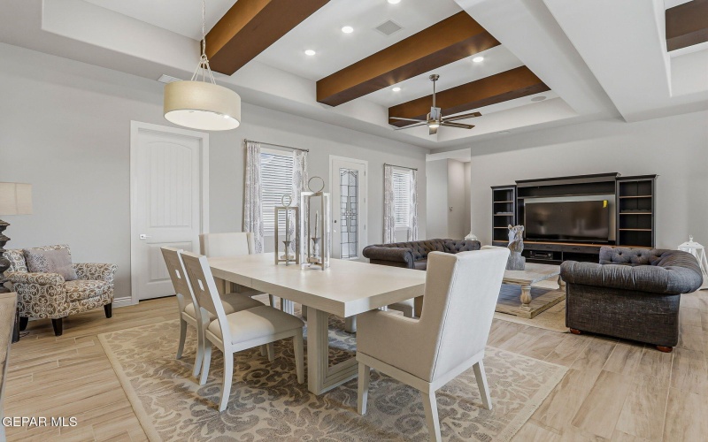 980 PECOS RIVER Drive, El Paso, TX 79932, 4 Habitaciones Habitaciones , ,2 BañosBaños,Residential,En Venta,980 PECOS RIVER Drive,0,935761