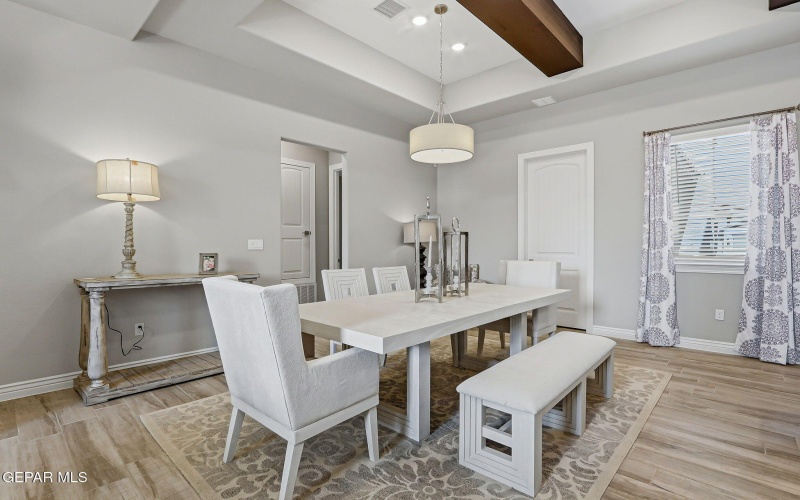 980 PECOS RIVER Drive, El Paso, TX 79932, 4 Habitaciones Habitaciones , ,2 BañosBaños,Residential,En Venta,980 PECOS RIVER Drive,0,935761