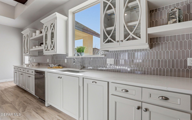 980 PECOS RIVER Drive, El Paso, TX 79932, 4 Habitaciones Habitaciones , ,2 BañosBaños,Residential,En Venta,980 PECOS RIVER Drive,0,935761