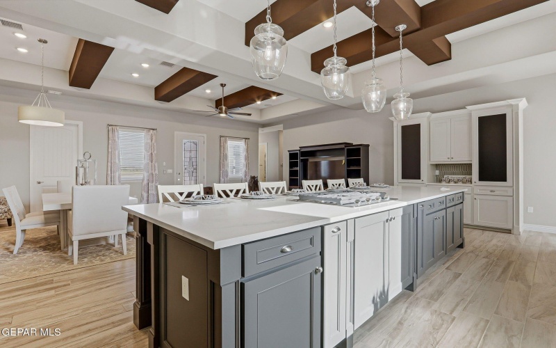 980 PECOS RIVER Drive, El Paso, TX 79932, 4 Habitaciones Habitaciones , ,2 BañosBaños,Residential,En Venta,980 PECOS RIVER Drive,0,935761