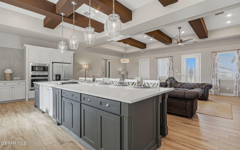 980 PECOS RIVER Drive, El Paso, TX 79932, 4 Habitaciones Habitaciones , ,2 BañosBaños,Residential,En Venta,980 PECOS RIVER Drive,0,935761