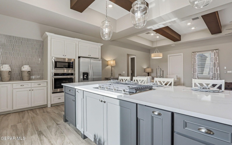 980 PECOS RIVER Drive, El Paso, TX 79932, 4 Habitaciones Habitaciones , ,2 BañosBaños,Residential,En Venta,980 PECOS RIVER Drive,0,935761