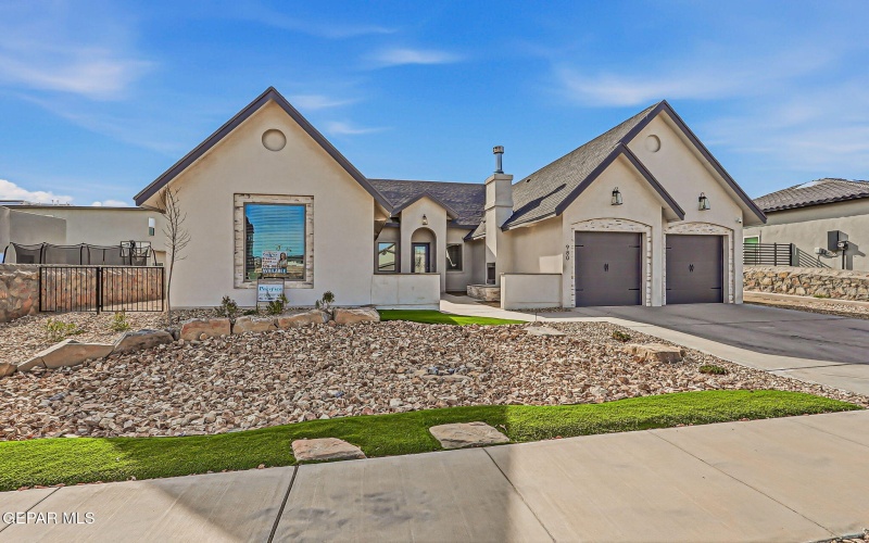 980 PECOS RIVER Drive, El Paso, TX 79932, 4 Habitaciones Habitaciones , ,2 BañosBaños,Residential,En Venta,980 PECOS RIVER Drive,0,935761