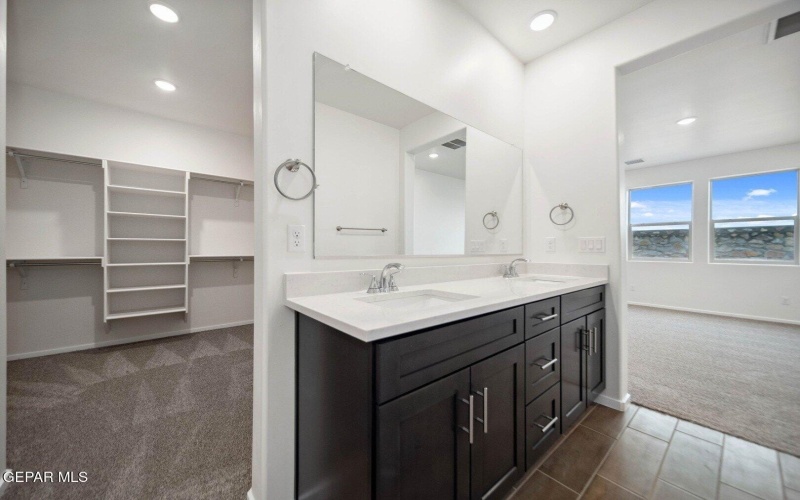 13812 Summer Hail Ave, El Paso, TX 79928, 4 Habitaciones Habitaciones , ,2 BañosBaños,Residential,En Venta,13812 Summer Hail Ave,0,935771