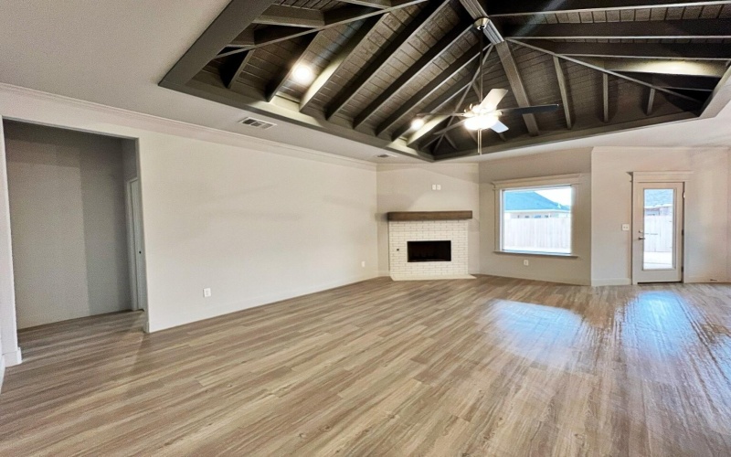6917 17th Street, Lubbock, TX 79407, 3 Bedrooms Bedrooms, ,2 BathroomsBathrooms,Residential,For Sale,6917 17th Street,202551965