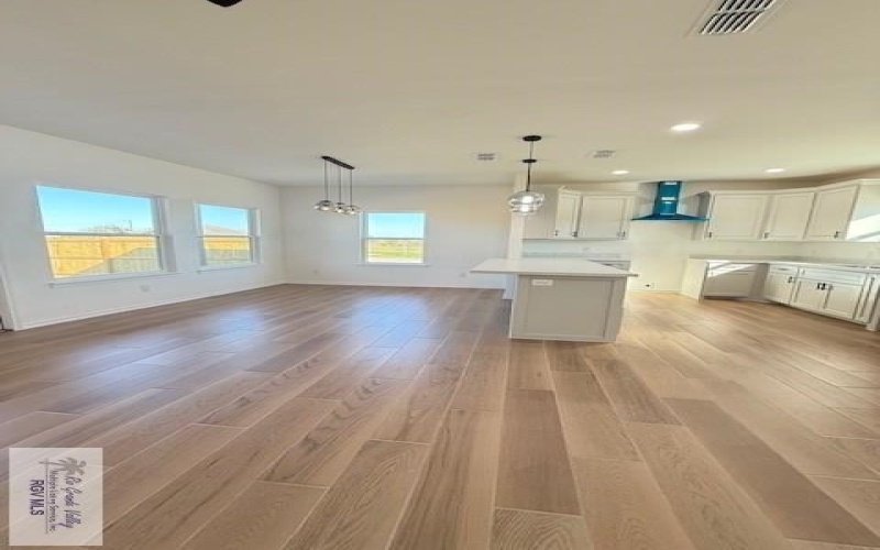 18043 REDWOOD ST, HARLINGEN, TX 78552, 3 Bedrooms Bedrooms, ,2 BathroomsBathrooms,Residential,For Sale,18043 REDWOOD ST,0,29770935