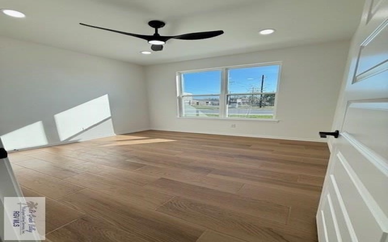 18043 REDWOOD ST, HARLINGEN, TX 78552, 3 Bedrooms Bedrooms, ,2 BathroomsBathrooms,Residential,For Sale,18043 REDWOOD ST,0,29770935