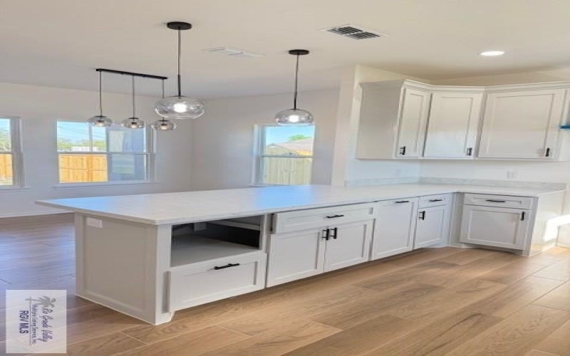 18043 REDWOOD ST, HARLINGEN, TX 78552, 3 Bedrooms Bedrooms, ,2 BathroomsBathrooms,Residential,For Sale,18043 REDWOOD ST,0,29770935