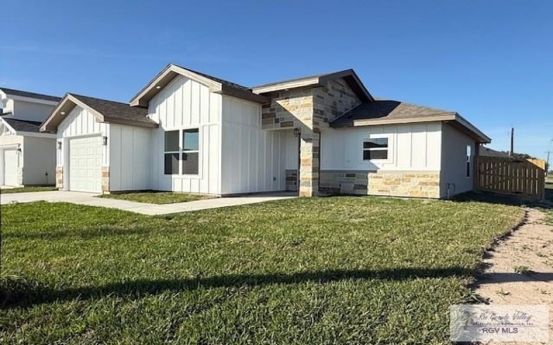 18043 REDWOOD ST, HARLINGEN, TX 78552, 3 Bedrooms Bedrooms, ,2 BathroomsBathrooms,Residential,For Sale,18043 REDWOOD ST,0,29770935