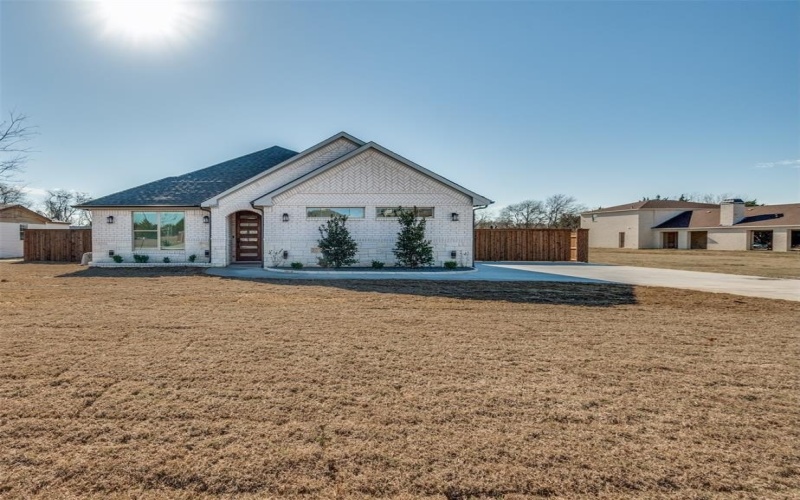 1662 Brookview Drive, Lancaster, TX 75416, 3 Bedrooms Bedrooms, ,2 BathroomsBathrooms,Residential,For Sale,1662 Brookview Drive,0,21138793
