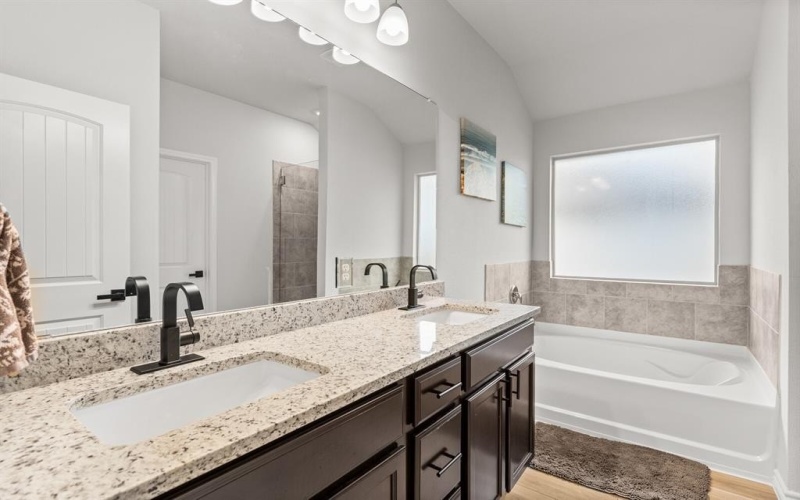 5825 Foggy Lagoon Drive, Waco, TX 76708, 4 Habitaciones Habitaciones , ,2 BañosBaños,Residential,En Venta,5825 Foggy Lagoon Drive,0,21141158