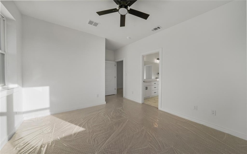 2117 Oak Haven Court, Garland, TX 75044, 4 Habitaciones Habitaciones , ,3 BañosBaños,Residential,En Venta,2117 Oak Haven Court,0,21135876