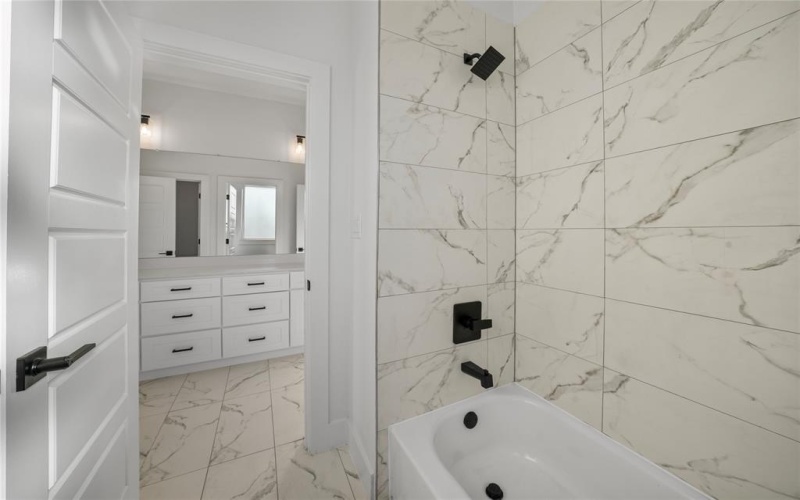 2117 Oak Haven Court, Garland, TX 75044, 4 Habitaciones Habitaciones , ,3 BañosBaños,Residential,En Venta,2117 Oak Haven Court,0,21135876