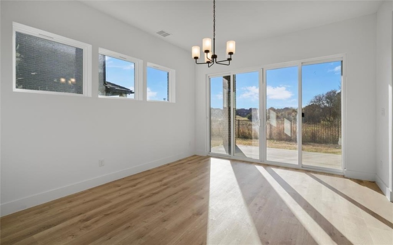 2117 Oak Haven Court, Garland, TX 75044, 4 Habitaciones Habitaciones , ,3 BañosBaños,Residential,En Venta,2117 Oak Haven Court,0,21135876