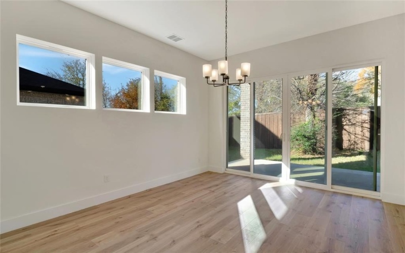 2150 Oak Haven Court, Garland, TX 75044, 4 Habitaciones Habitaciones , ,3 BañosBaños,Residential,En Venta,2150 Oak Haven Court,0,21135890