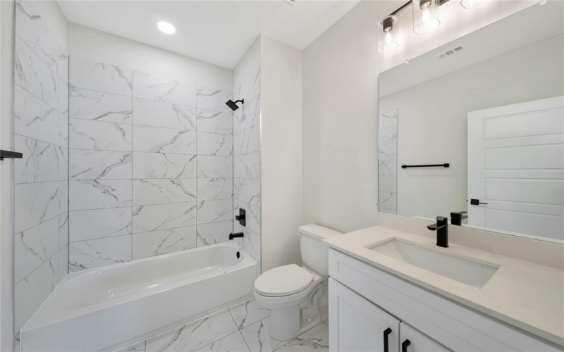 2150 Oak Haven Court, Garland, TX 75044, 4 Habitaciones Habitaciones , ,3 BañosBaños,Residential,En Venta,2150 Oak Haven Court,0,21135890