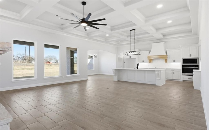 2005 Forest Bridge Drive, Azle, TX 76020, 5 Habitaciones Habitaciones , ,3 BañosBaños,Residential,En Venta,2005 Forest Bridge Drive,0,21138436