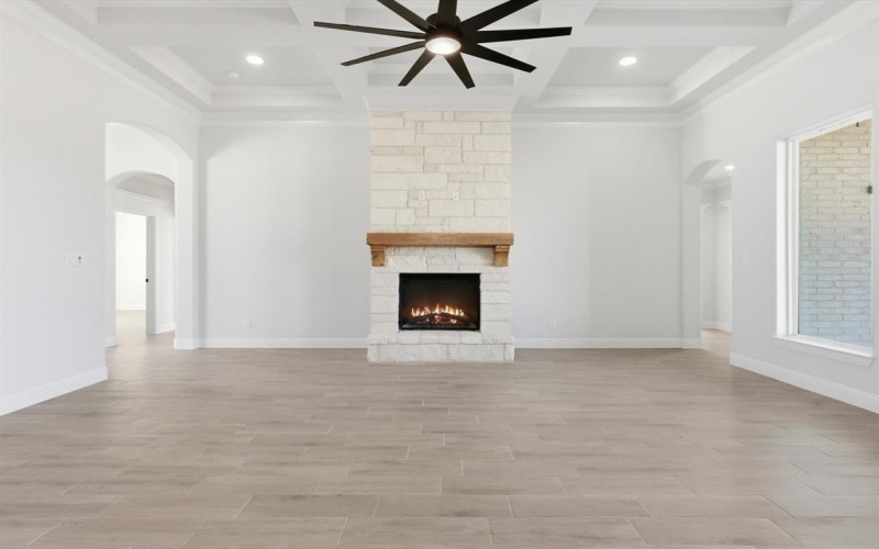 2005 Forest Bridge Drive, Azle, TX 76020, 5 Habitaciones Habitaciones , ,3 BañosBaños,Residential,En Venta,2005 Forest Bridge Drive,0,21138436